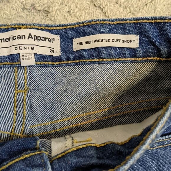 AMERICAN Apparel High Waisted cuff high rise Jean Dark Denim Blue Shorts 28 B1 - Picture 5 of 10